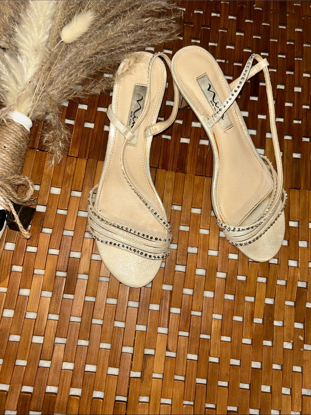 Elegant Crystal-Embellished Women's Slingback Sandals in Champagne